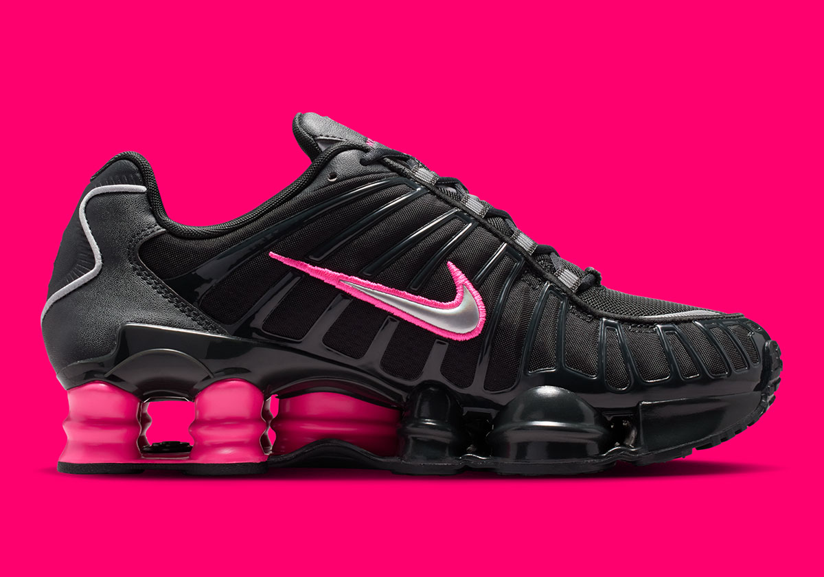 nike-shox-tl-ring-off-noir-hyper-pink-metallic-silver-iq0273-045-4