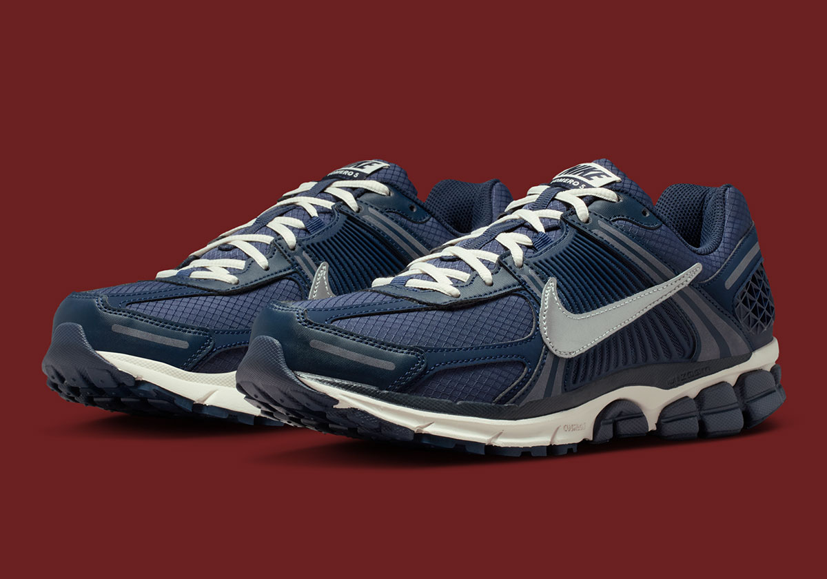 nike-zoom-vomero-5-blue-void-midnight-navy-light-orewood-brown-metallic-silver-iq6589-400-5