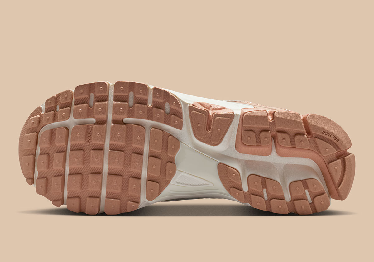nike-zoom-vomero-5-sail-rose-gold-iq9603-133-2