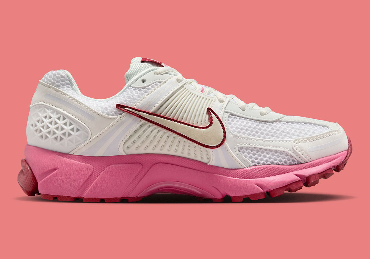 nike-zoom-vomero-5-summit-white-peony-team-crimson-fj2028-108-7