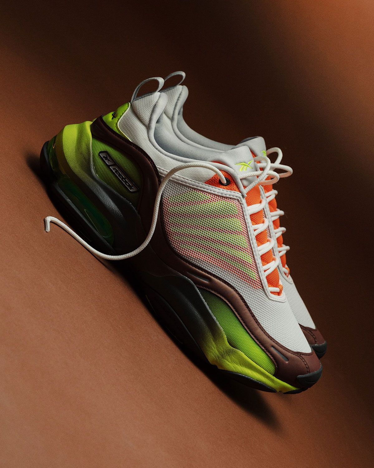 packer-reebok-dmx-series-3000-6