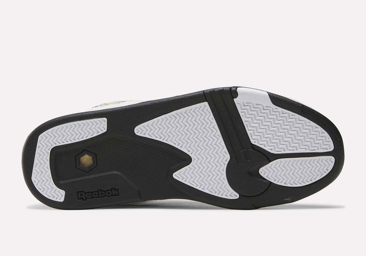 reebok-pump-omni-zone-ii-white-black-gold-100255529-5