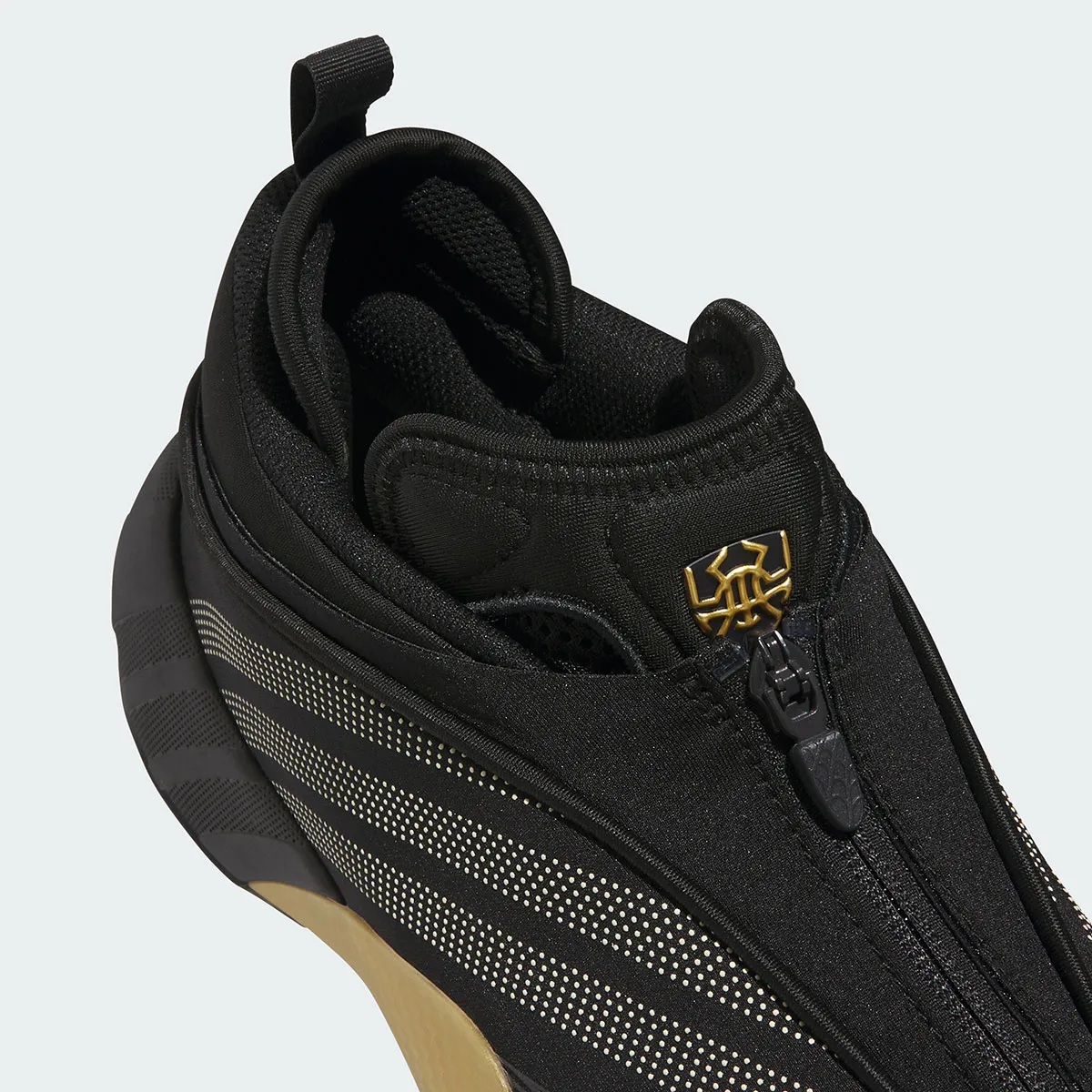 Gold Hits Land On This Upcoming adidas DON Issue #7