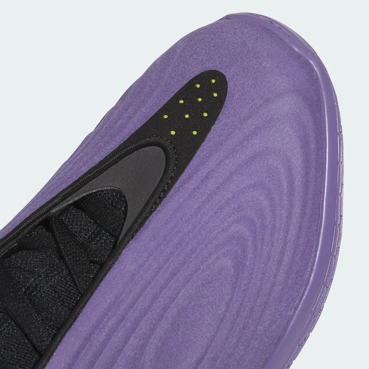 The adidas Harden Vol. 10 Goes “Joker” Mode