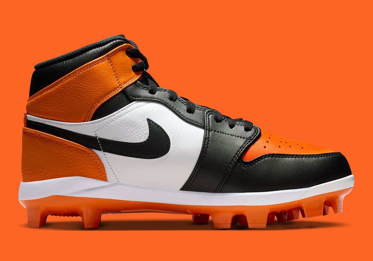 air-jordan-1-shattered-backboard-mcs-baseball-cleats-im3481-800-4