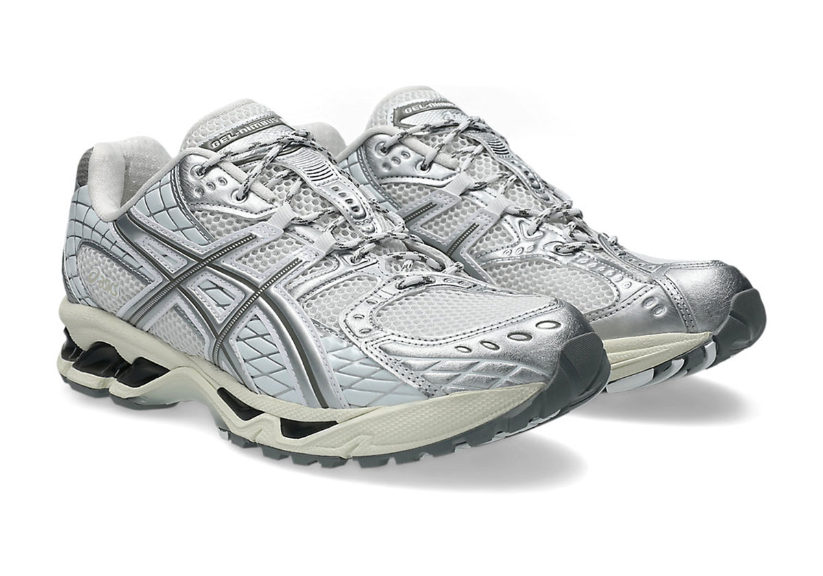 asics-gel-nimbus-10-1-white-airy-blue-1203A761-102-2