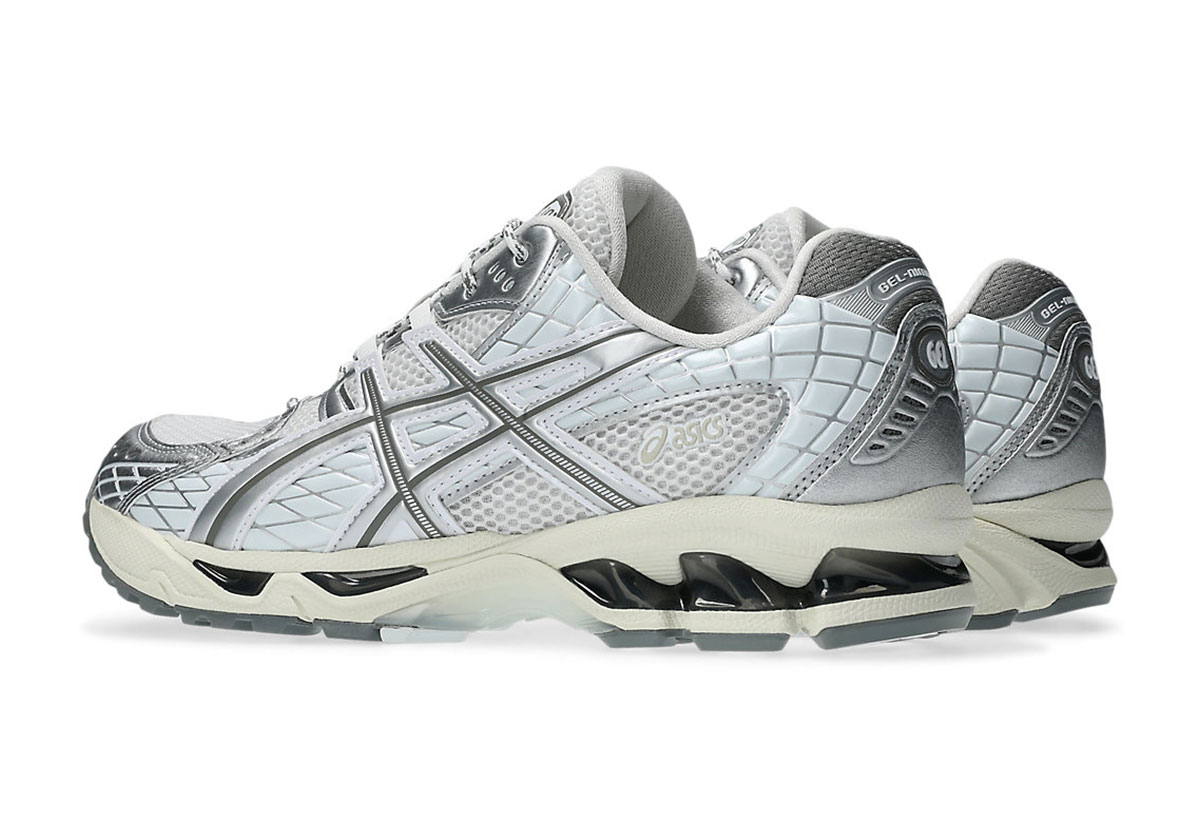 asics-gel-nimbus-10-1-white-airy-blue-1203A761-102-3