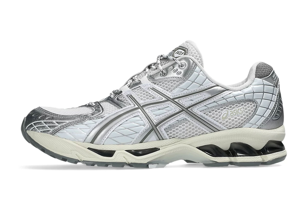 asics-gel-nimbus-10-1-white-airy-blue-1203A761-102-7
