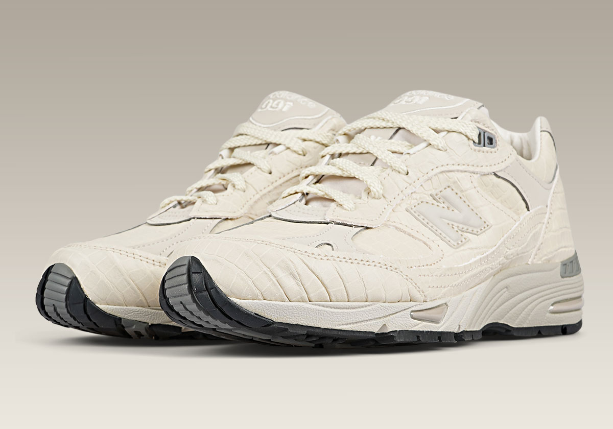new-balance-991-croc-oyster-grey-pistachio-shell-W991CR1-2