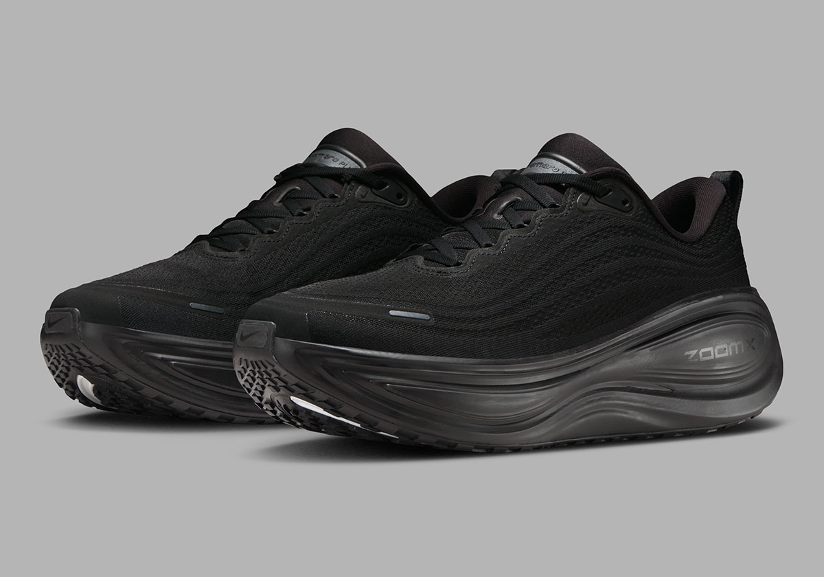 nike-vomero-plus-no-swoosh-black-io4482-002-6