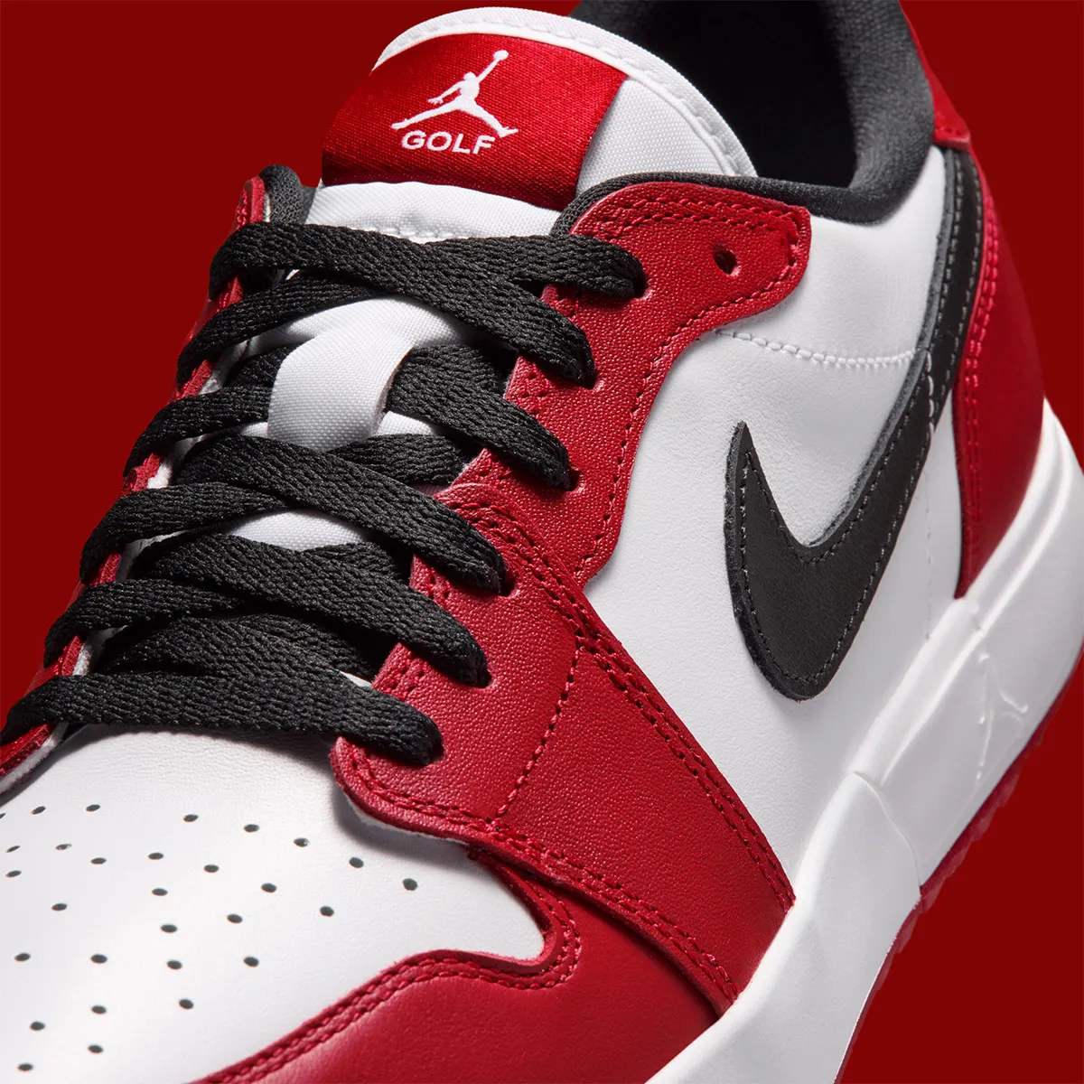 Air Jordan 1 Low Golf Chicago chega ao golfe