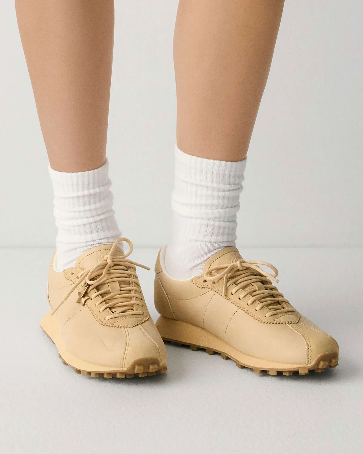 Nike And Aritzia Reload Their Premium LD-1000 In “Sesame”