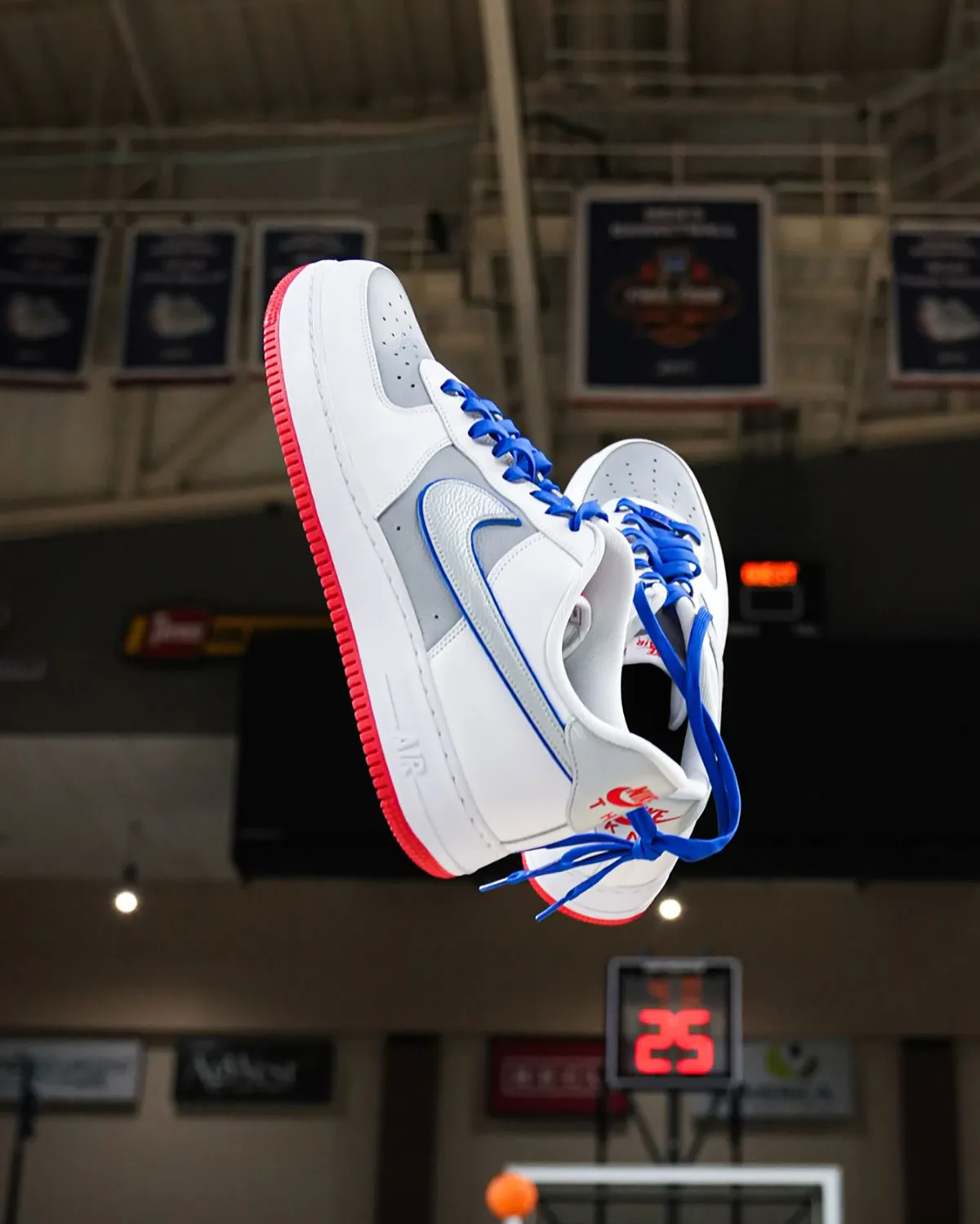 Gonzaga Crafts A Nike By You Air Force 1 For March Madness