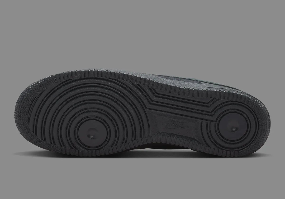 Nike Reloads The Mesh-Backed Air Force 1 Low For Spring