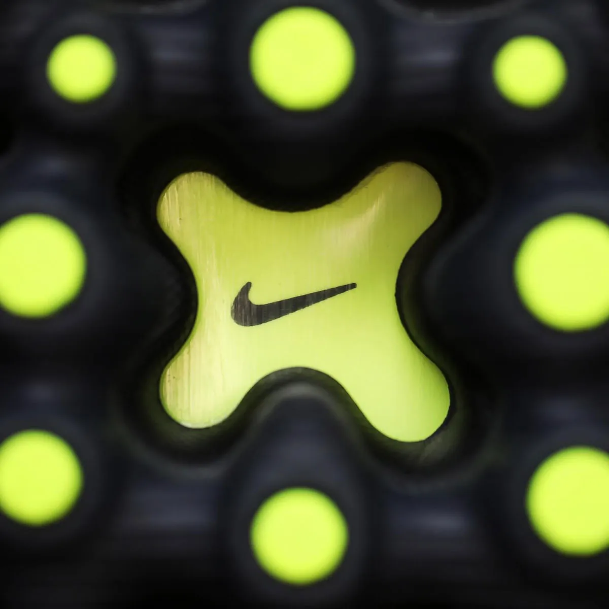 Detailed Look At The Nike Air Liquid Max