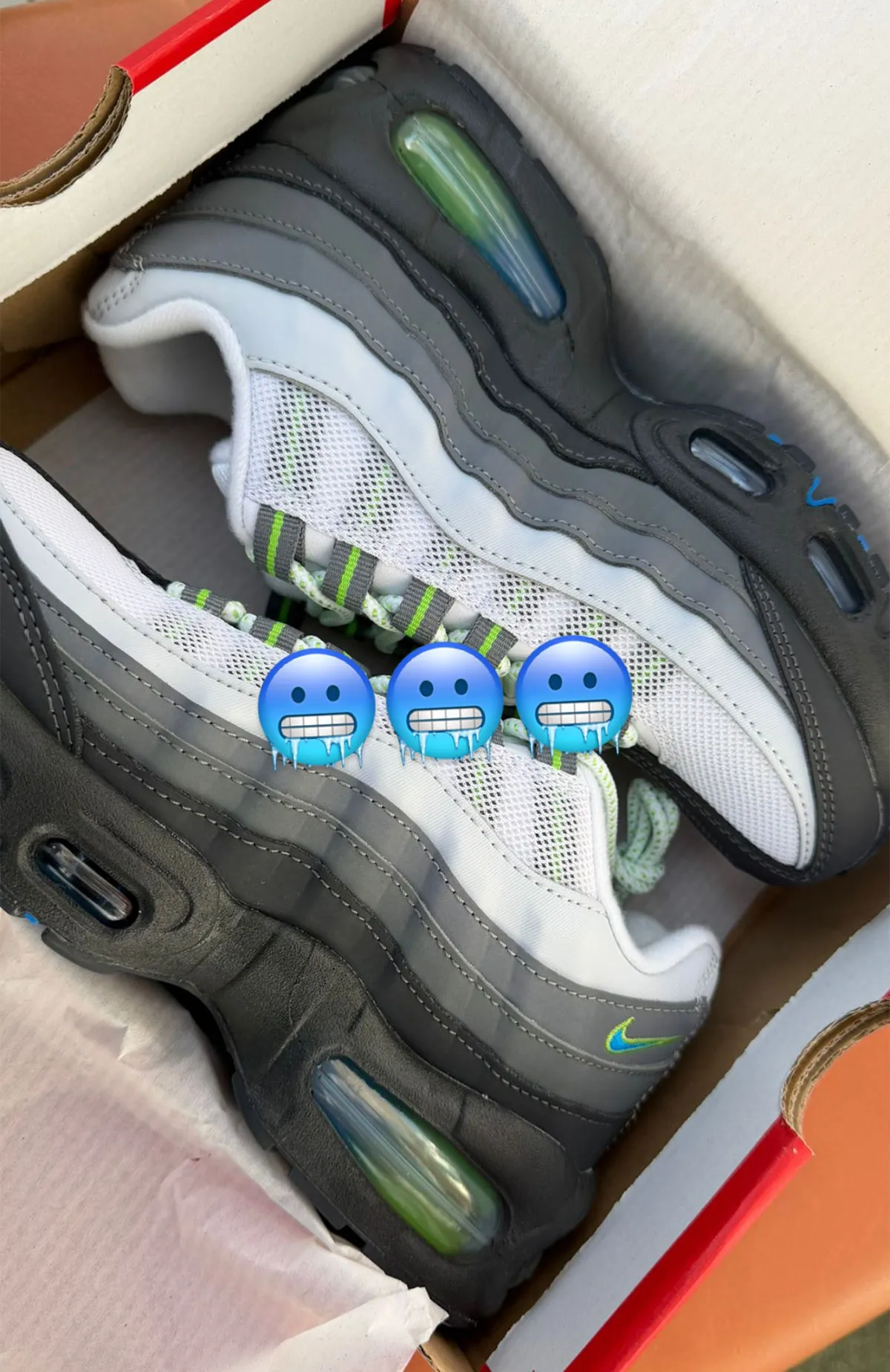 First Look At The Nike Air Max 95 “Green Apple/Photo Blue”