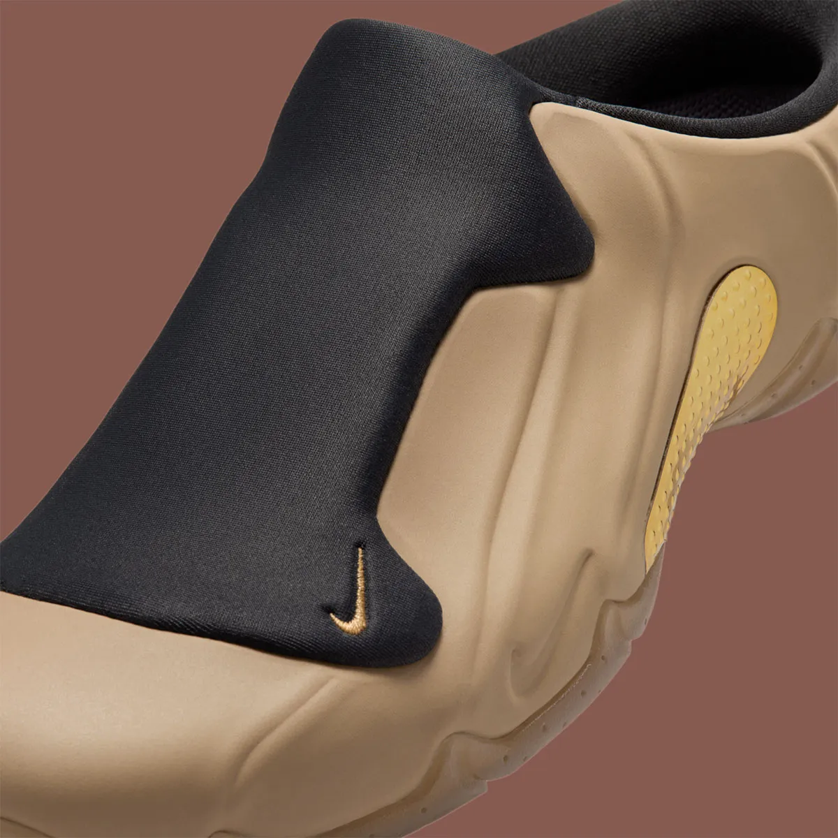 The Nike Clogposite Issues A Subtle “Parachute Beige”