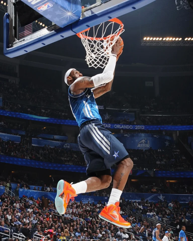 Nike LeBron 23 Big Bang PE homenageia clássico da linha