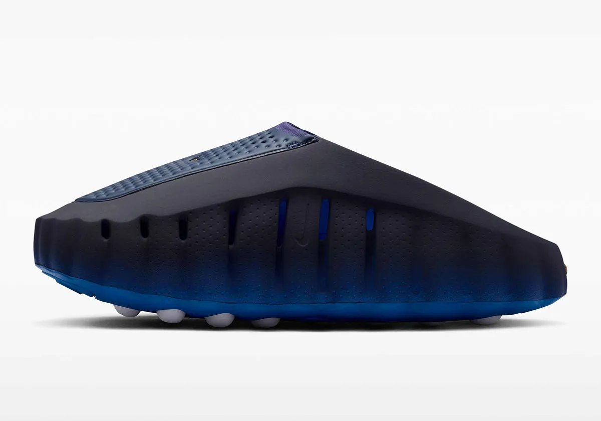 “Blackened Blue” Gradients Set On The Nike Mind 001