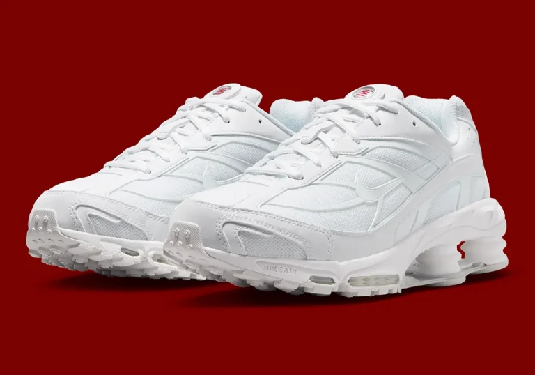 Nike Shox Ride 2 Triple White reforça aposta da marca em tênis brancos para o dia a dia