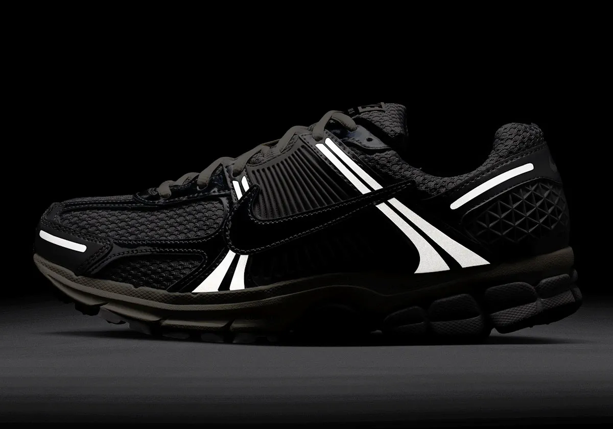 The Nike Zoom Vomero 5 Gears Up For Summer In “Grey Fog”