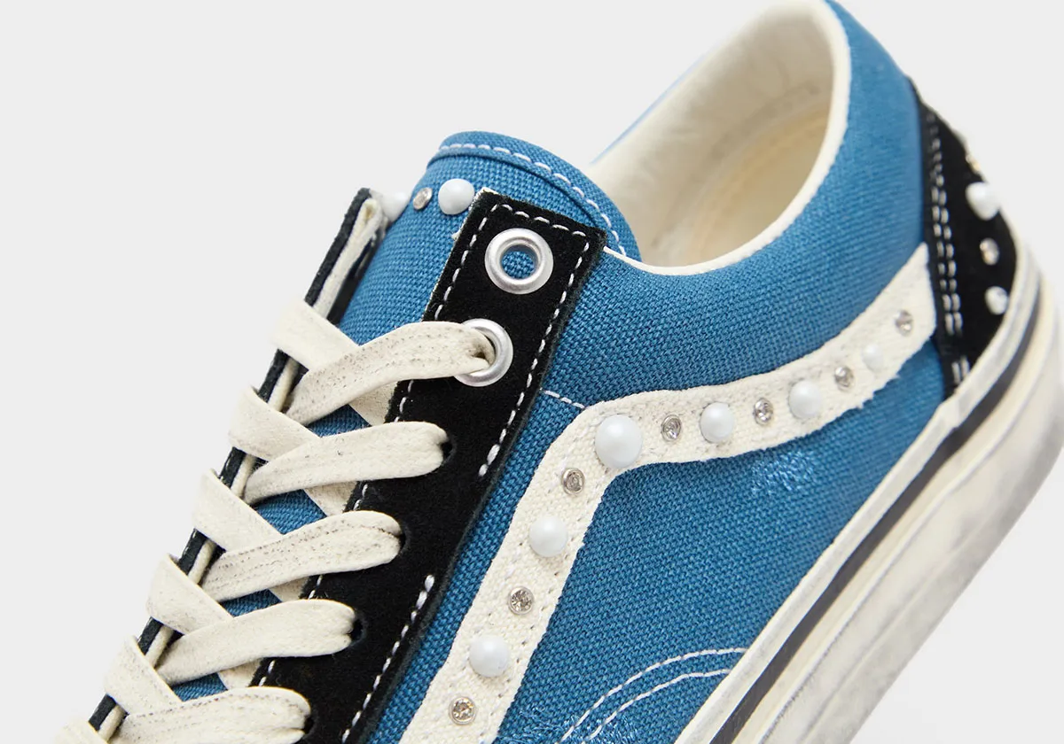 The Vans Old Skool “Pearlized” Series Touches Navy