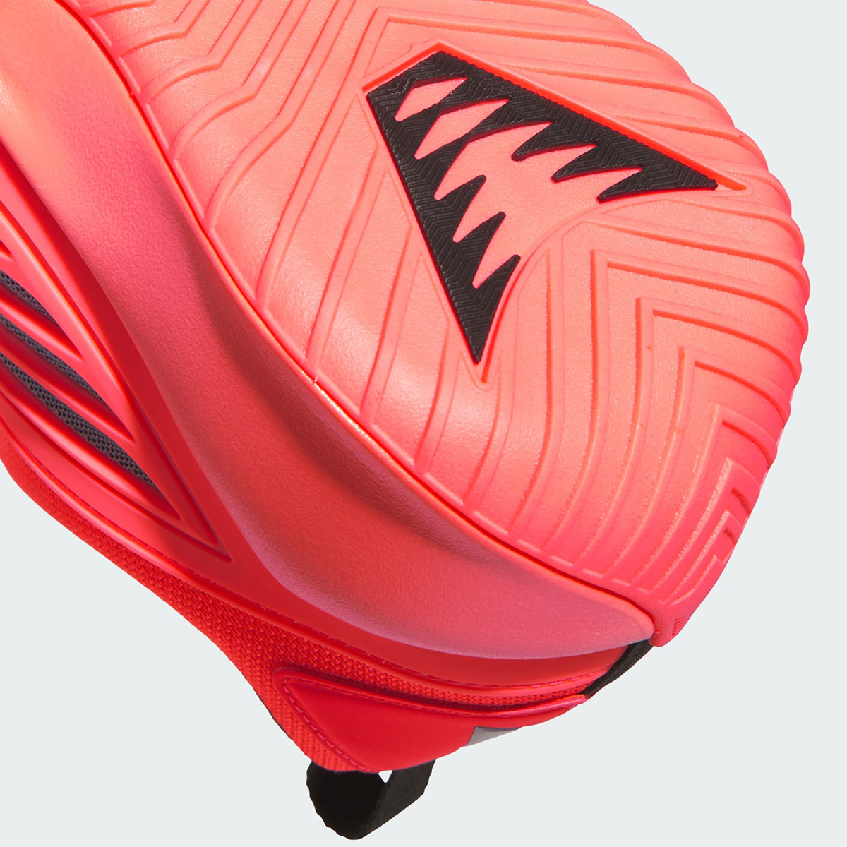 adidas-anthony-edwards-believe-that-solar-turbo-8