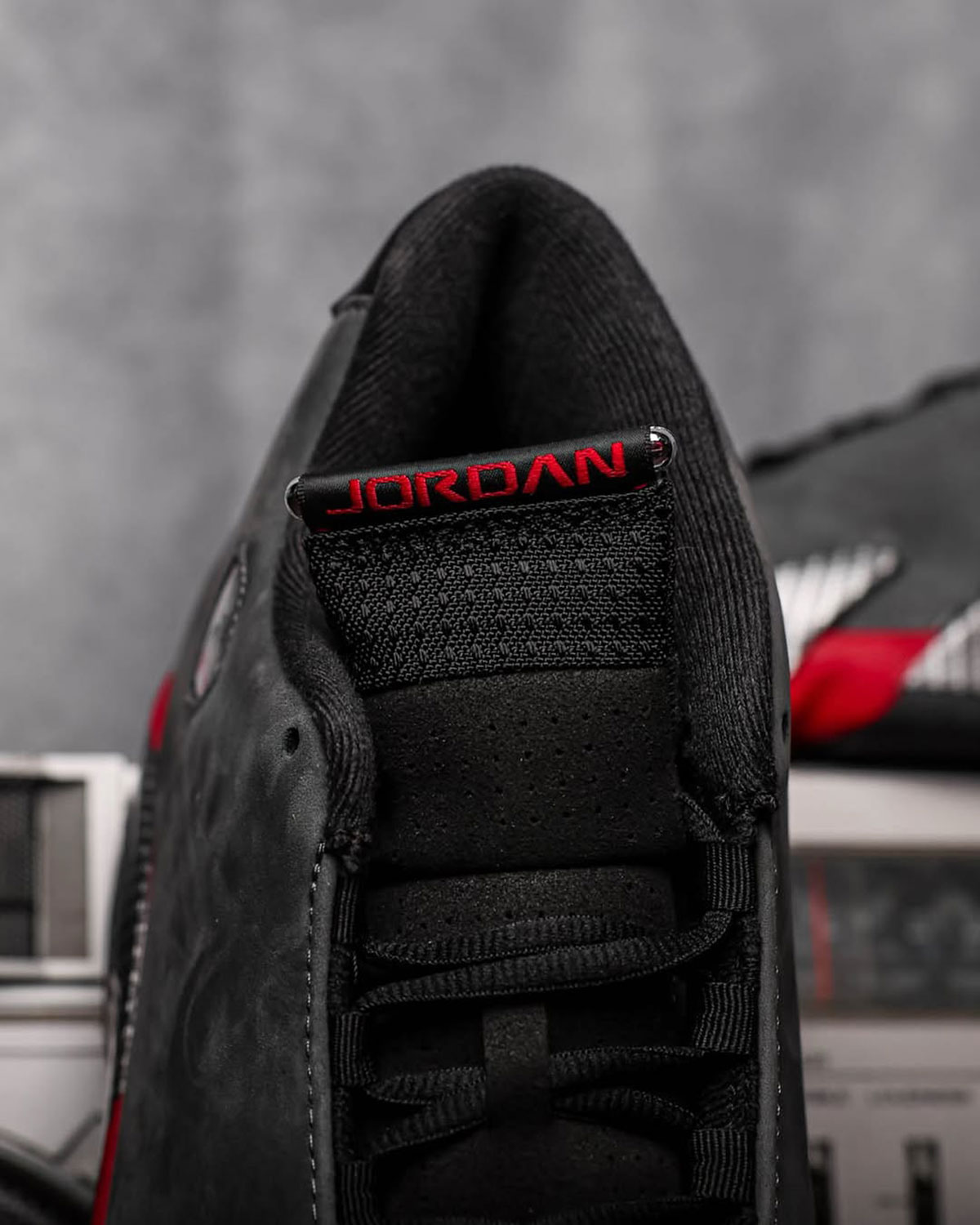air-jordan-14-cincinnati-bearcats-pe-basquete-universitario-5