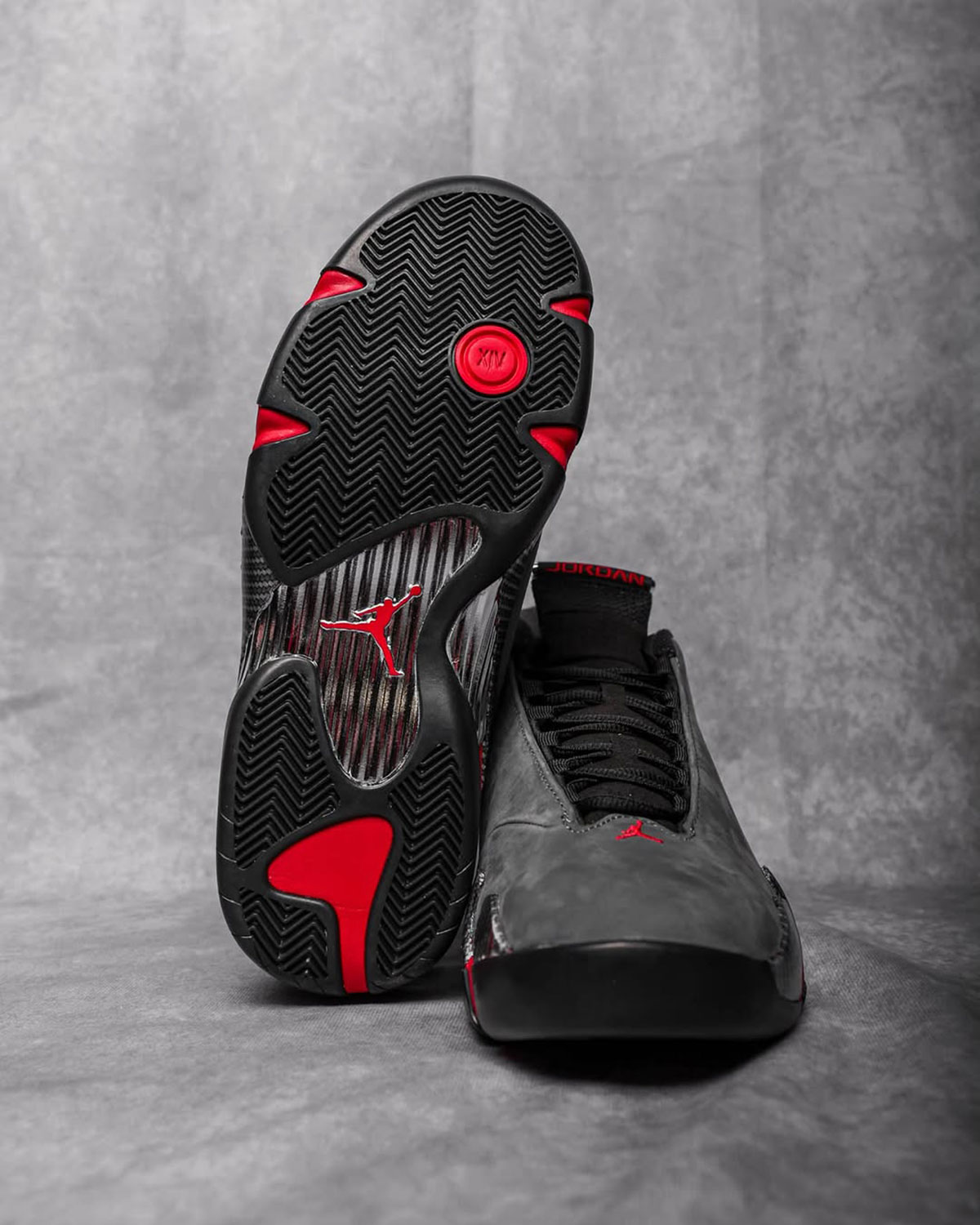 air-jordan-14-cincinnati-bearcats-pe-basquete-universitario-6