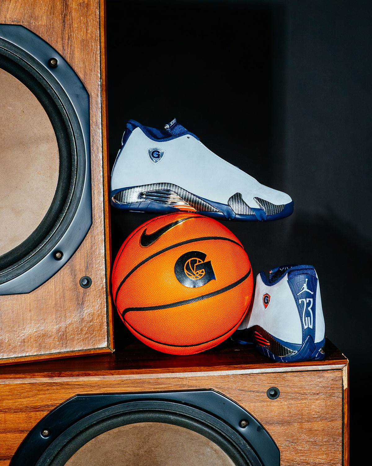 air-jordan-14-pe-georgetown-tour-exclusivo-hoyas-3