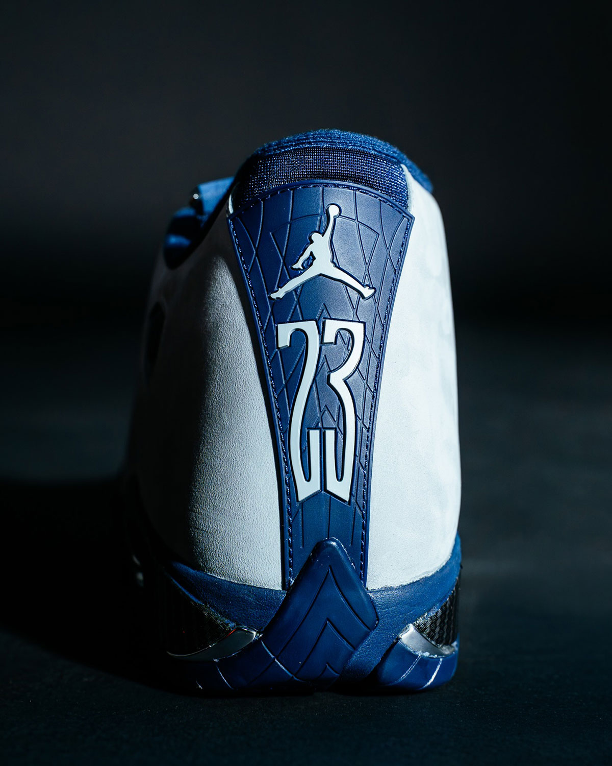 air-jordan-14-pe-georgetown-tour-exclusivo-hoyas-6