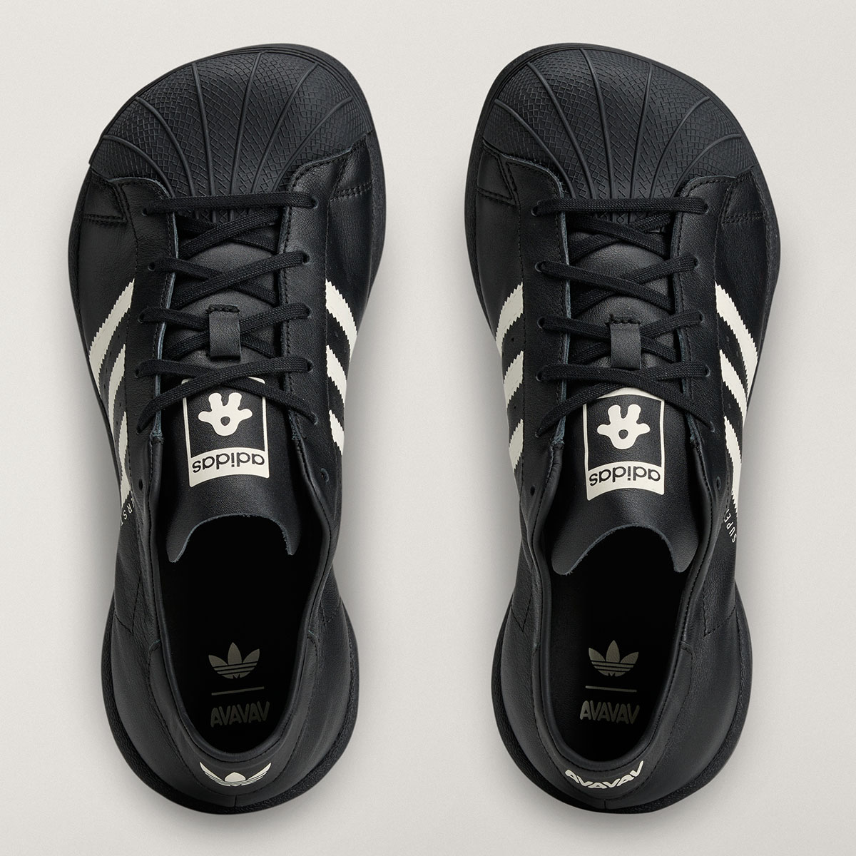 avavav-x-adidas-superstar-colaboracao-pony-hair-5