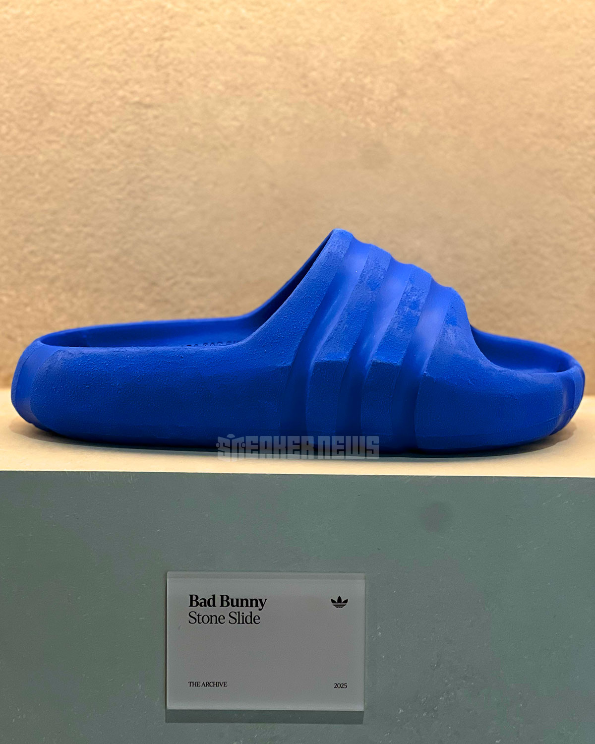 bad-bunny-adidas-stone-slide-novo-slide-preto-3