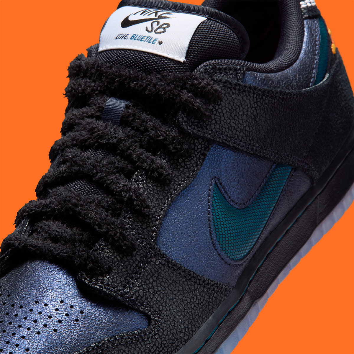 bluetile-nike-sb-dunk-low-monarch-butterfly-imigracao-8