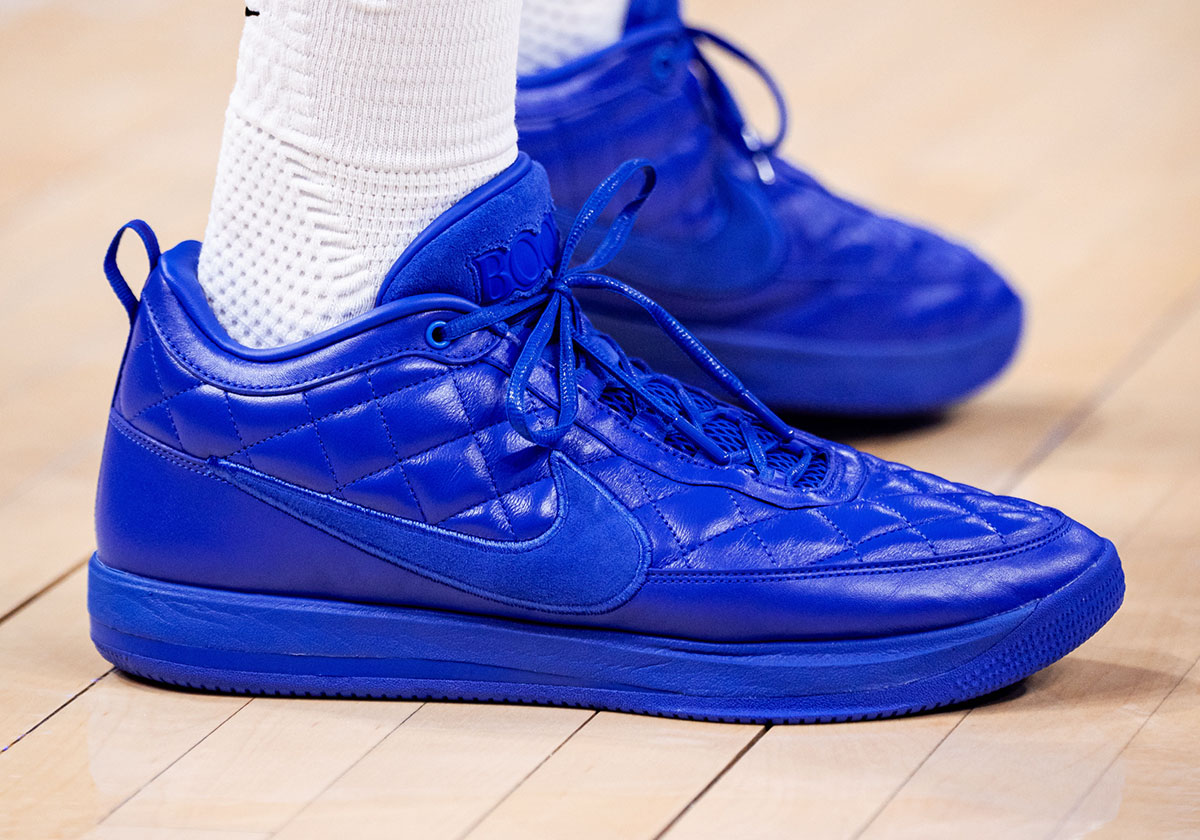 Devin Booker estreia Nike Book 2 Don C