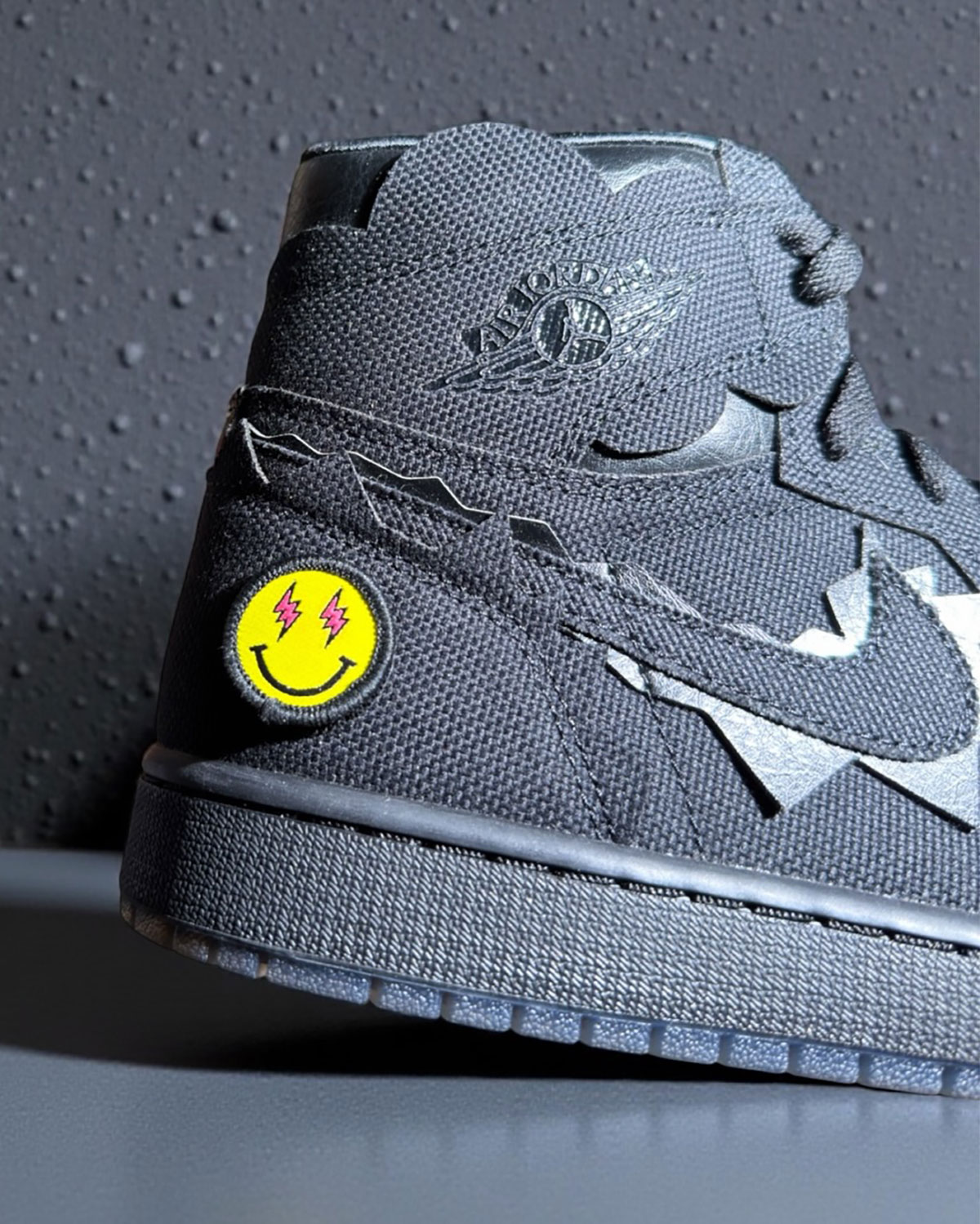 j-balvin-air-jordan-1-colores-y-vibras-all-black-3