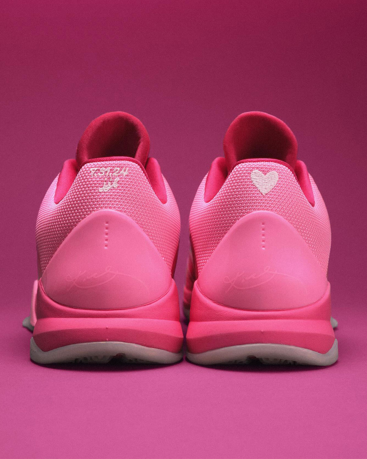 jalen-brunson-nike-kobe-5-pe-jordyn-homenagem-filha-4