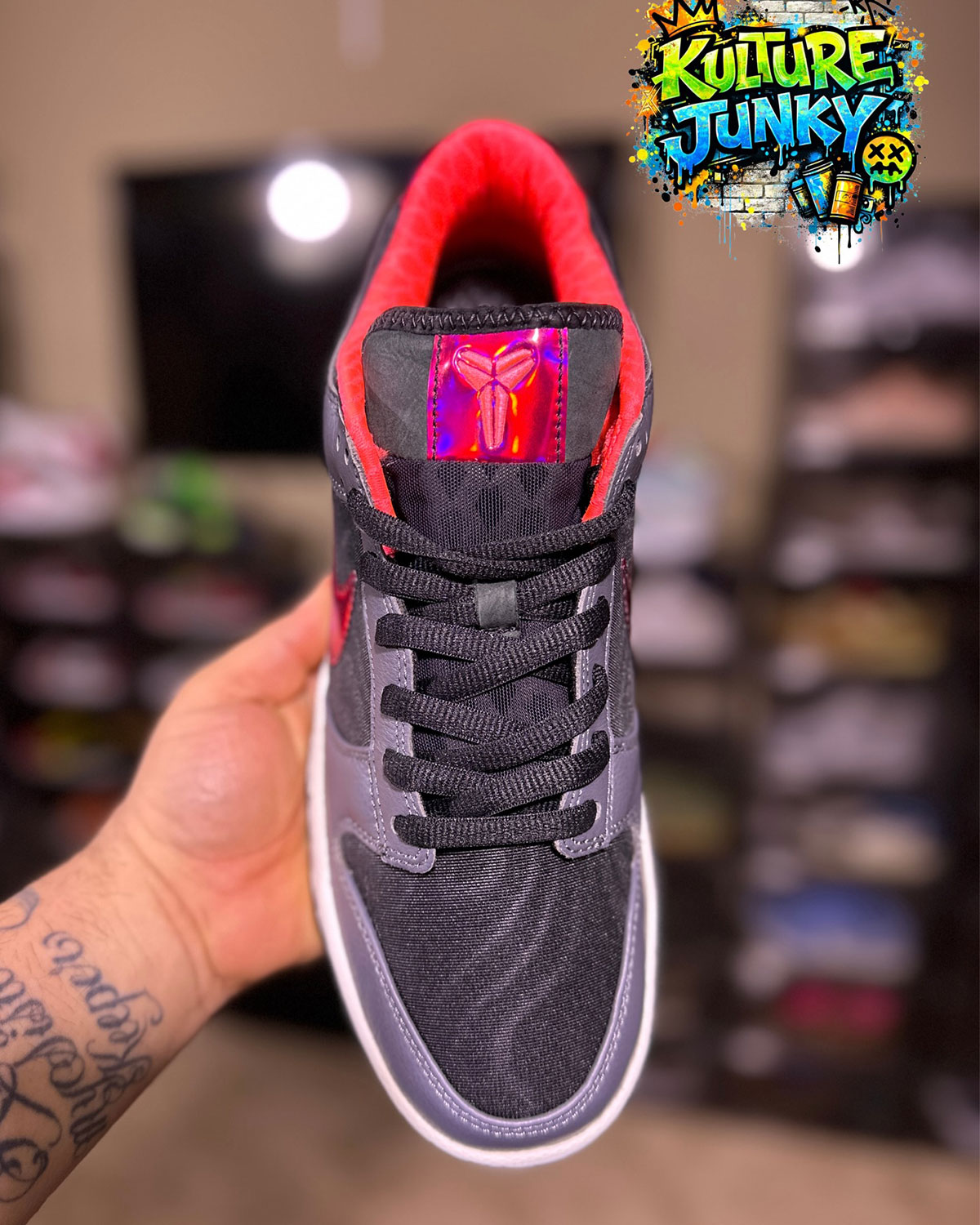 kobe-bryant-nike-dunk-low-protro-hot-punch-2026-3