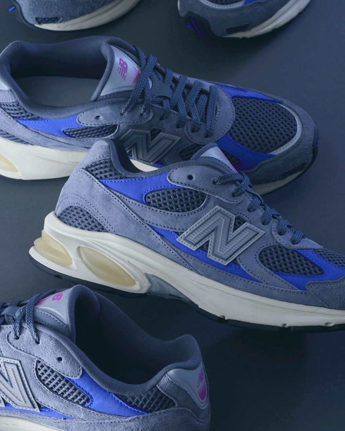 liberaiders-unik-new-balance-2010-walk-together-2