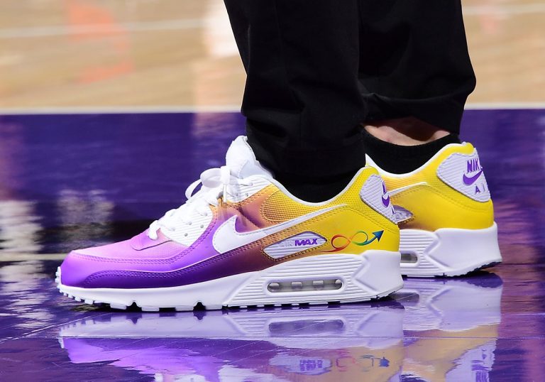 NBA leiloa Nike Air Max 90 personalizados em apoio à aceitação do autismo