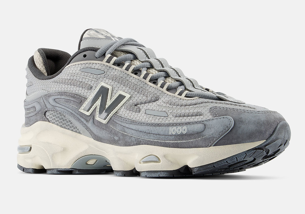 New Balance 1000D Castlerock reforça estética distressed da marca