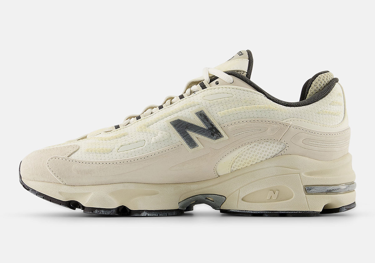 new-balance-1000d-timberwolf-logo-distressed-4