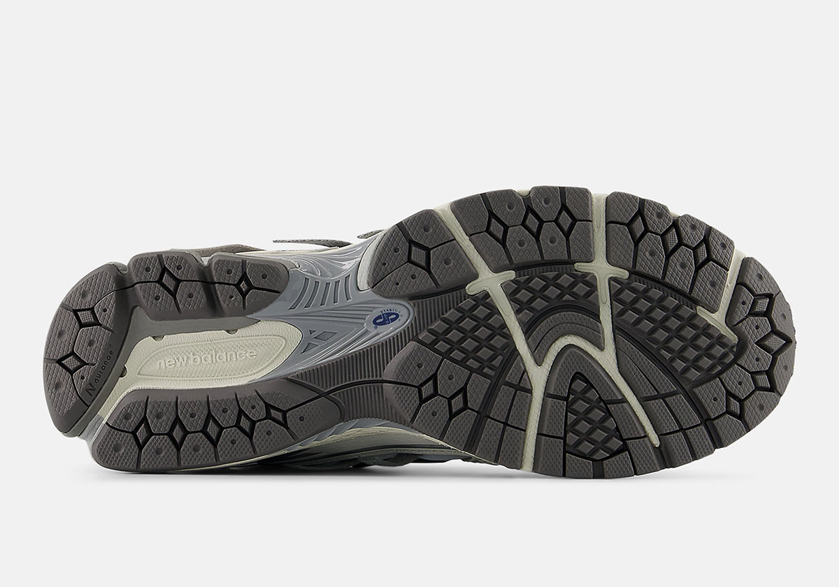 new-balance-1906a-reflection-shadow-grey-2026-3