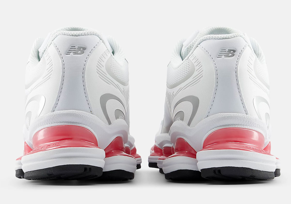 new-balance-2000-white-pink-heat-visual-y2k-6