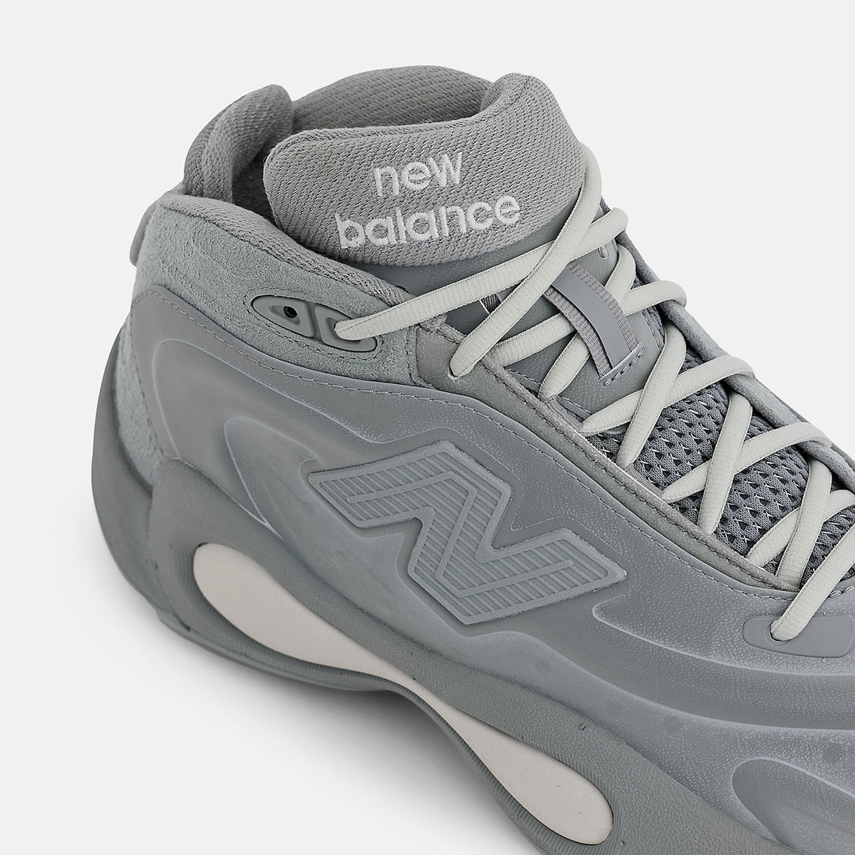 new-balance-p400-grey-days-tenis-de-basquete-cinza-8