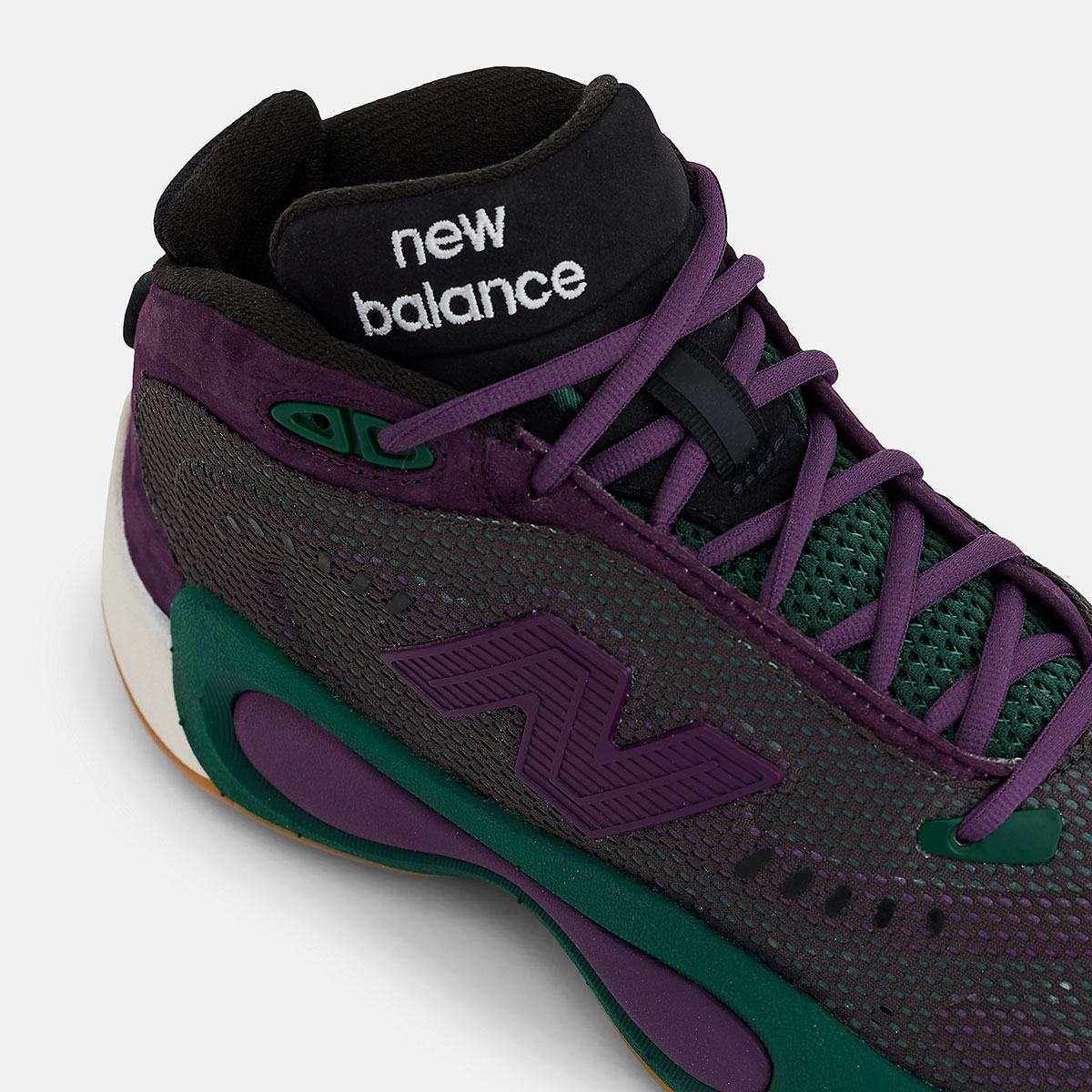 new-balance-p400-nightwatch-green-midnight-violet-lancamento-7