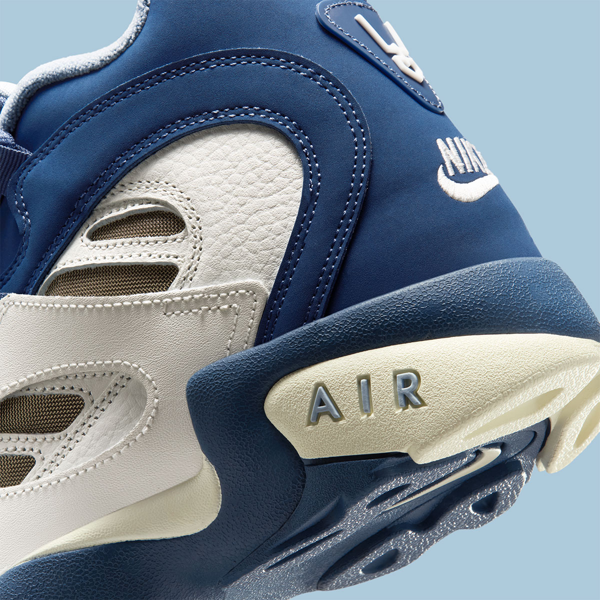 nike-air-diamond-turf-ii-royals-deion-sanders-8