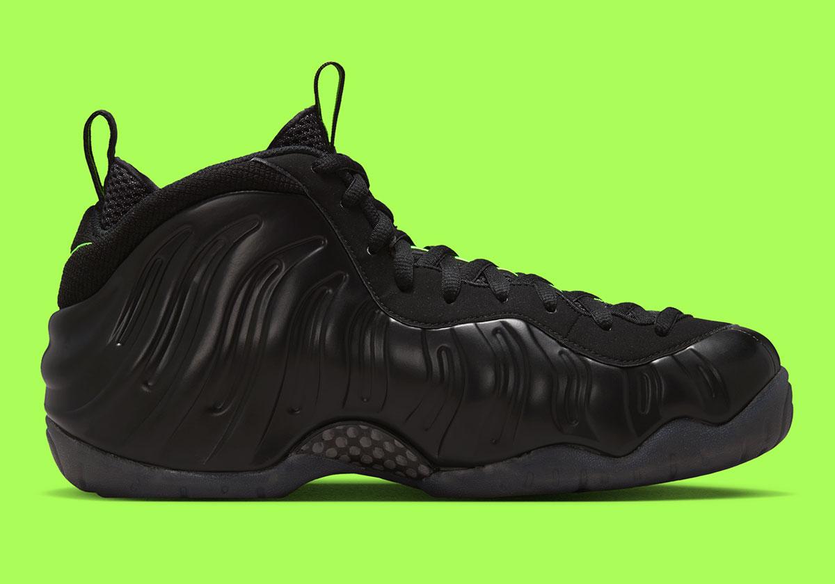 nike-air-foamposite-pro-voltage-retorna-em-2026-4
