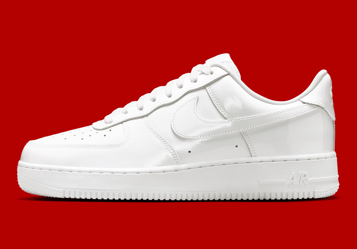 nike-air-force-1-low-couro-patente-branco-3
