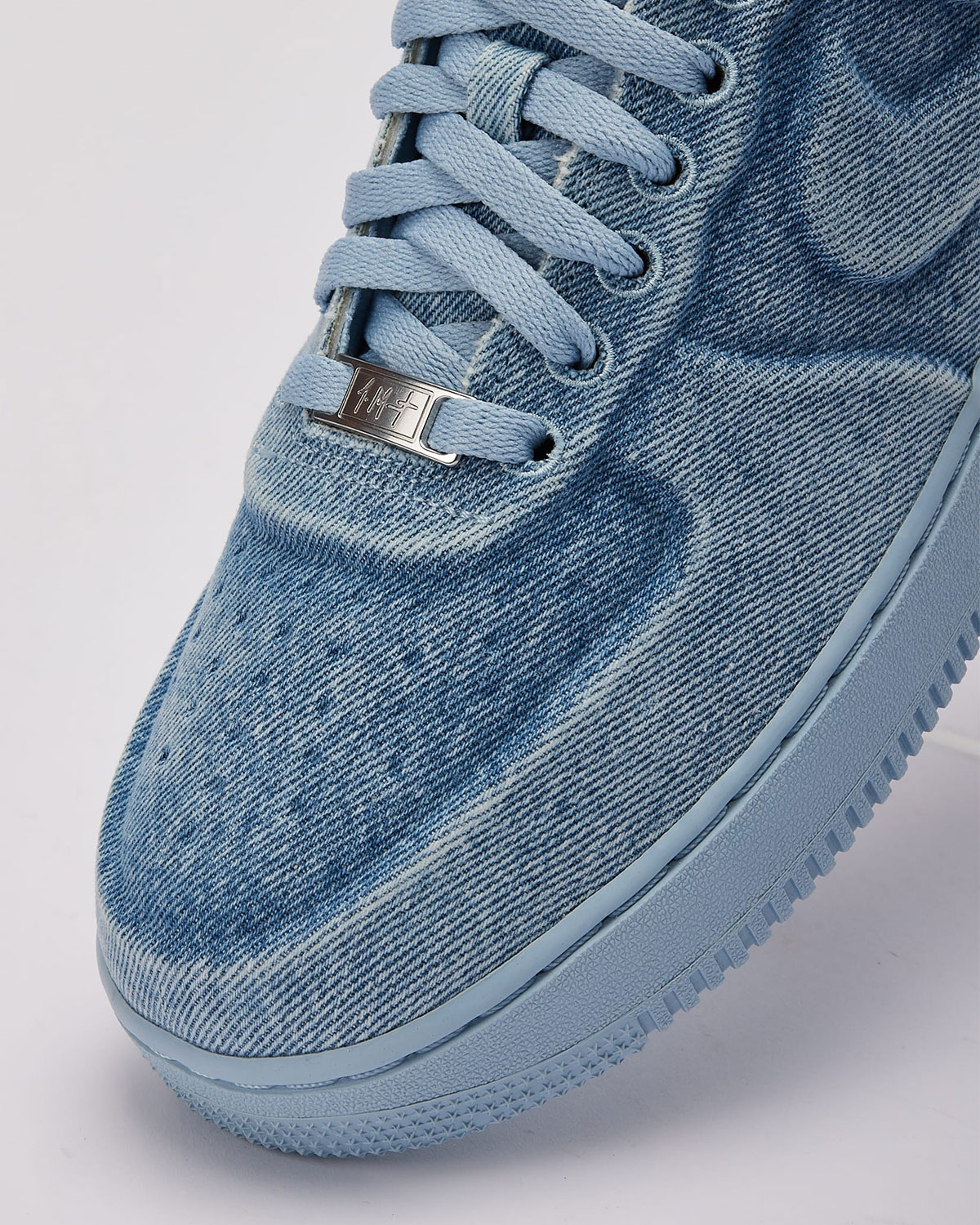 nike-air-force-1-low-denim-ja-morant-lancamento-7